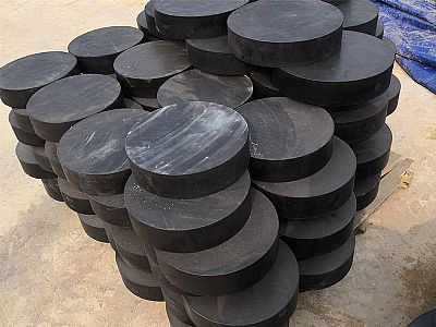 民丰县板式橡胶支座由若干层橡胶片与薄钢板经加压硫化
